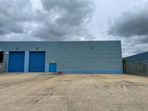 Unit 1400 Dundas Spur, Blueprint Industrial Estate, Portfield Road, Portsmouth, PO3