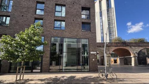 6a Battersea Exchange, 6a St Josephs Street, Battersea, London, SW8