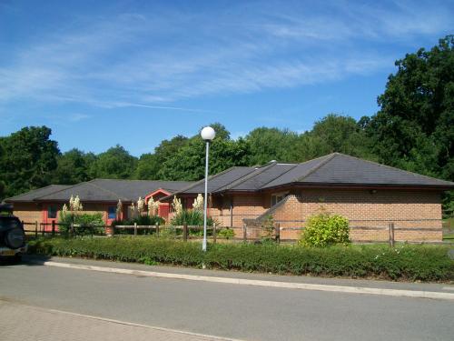 The Willows, 4 The Glade, Bedford, MK43