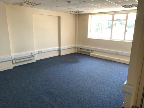 Units 5,6,8, 10 & GF, Triangle Business Centre, 95 Commerce Way, Lancing, BN15