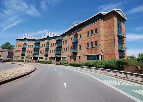 Marchmont House, Dumfries Place, Cardiff, CF10