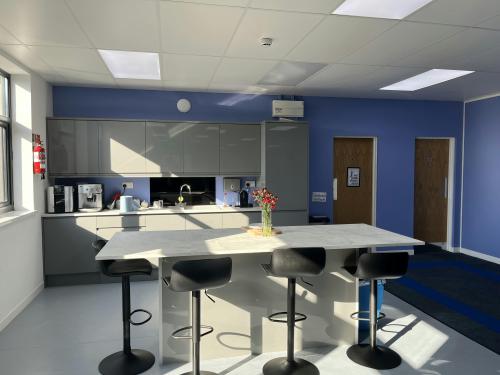 Unit 1000B, Western Avenue, Pen-y-bont Ar Ogwr, CF31