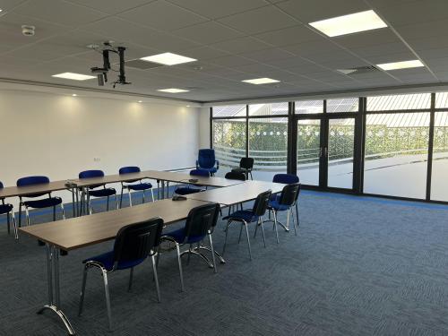 Unit 1000B, Western Avenue, Pen-y-bont Ar Ogwr, CF31