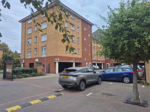 Flat 11 Scotney Gardens, St. Peters Street, Maidstone, ME16