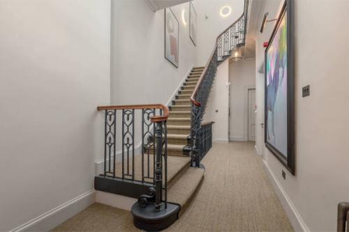 7 Alva Street, Edinburgh, EH2