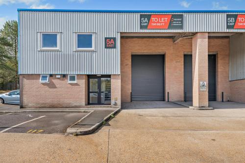 5A-5B East & Unit 5B West, Roundways Industrial Estate, Elliott Road, Bournemouth, BH11