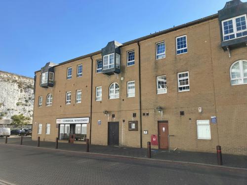 Suite 8 Brighton Marina, Octagon Square Offices, Brighton, BN2