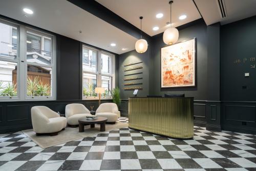 10 Throgmorton Avenue, City of London, London, EC2N