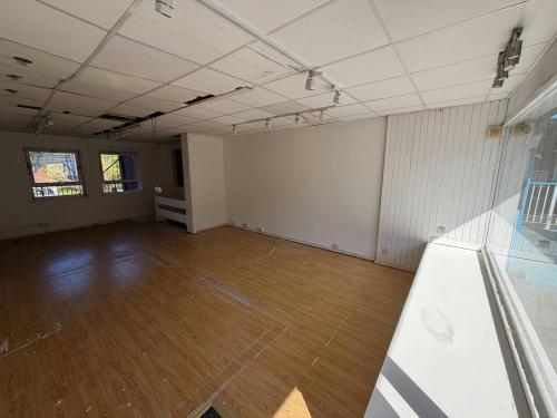140 High Street, Godalming, GU7