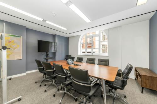 25 Bury Street, St James, London, SW1Y