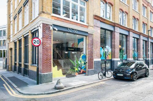 Runway East Shoreditch, 52 Tabernacle Street, North City, London, EC2A