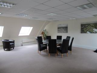 8 Milbanke Court, Milbanke Way, Bracknell, RG12