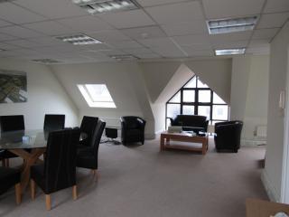 8 Milbanke Court, Milbanke Way, Bracknell, RG12