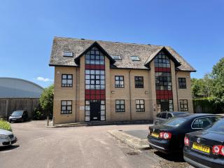 8 Milbanke Court, Milbanke Way, Bracknell, RG12