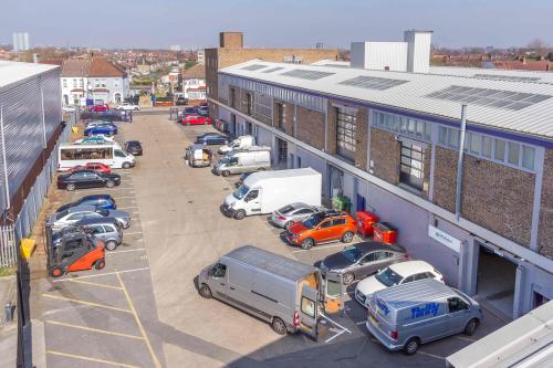 Unit 4 Menin Works, Bond Road, Mitcham, CR4