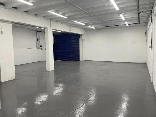 Unit 4 Menin Works, Bond Road, Mitcham, CR4