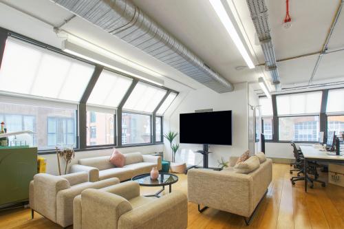 100 Clifton Street, Shoreditch, London, EC2A