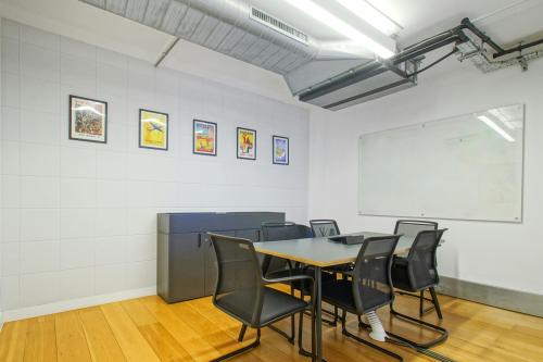 100 Clifton Street, Shoreditch, London, EC2A