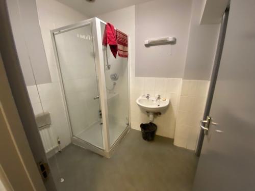 Unit A & Yard, Daytona Drive, Colthrop, Thatcham, RG19