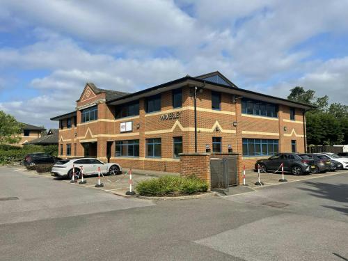 Waverley House, Farnham Business Park, Farnham, GU9