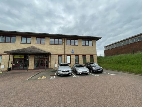 Unit 4, Thame Park Business Centre, Wenman Road, Thame, OX9
