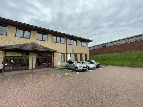 Unit 4, Thame Park Business Centre, Wenman Road, Thame, OX9