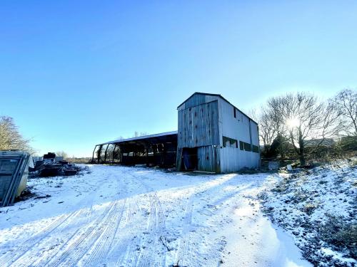 1.03 Acres, Park Lane, Stokenchurch, HP14