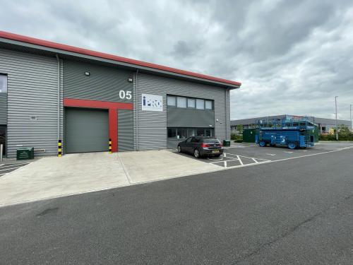 Unit 5 Tavis House, Haddenham Business Park, Haddenham, HP17