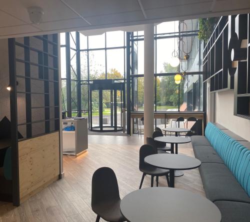 Parallax Building, Cambridge Science Park, 270-279 Milton Road, Cambridge, CB4