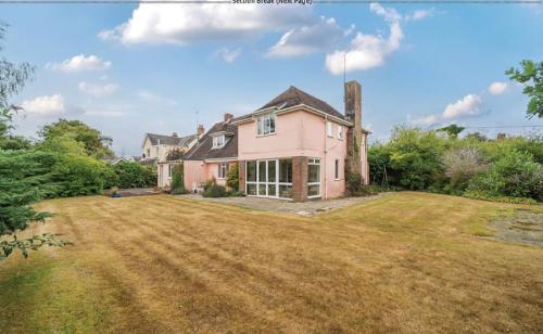 27 Wilcot Road, Pewsey, SN9