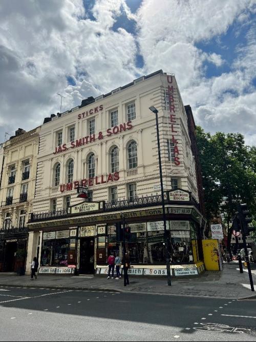 53 New Oxford Street, Bloomsbury, London, WC1A