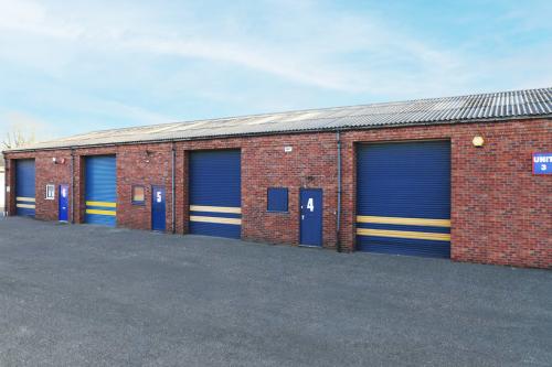 Unit 18, Monks Way Industrial Estate, Monks Way, Lincoln, LN2