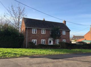 former Ambulance Station, Victoria Park, Castle Cary, BA7