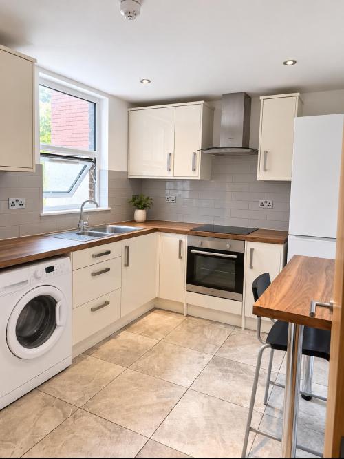 348 Brighton Road, Croydon, CR2