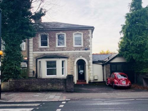 179 Upper Richmond Road West, East Sheen, London, SW14