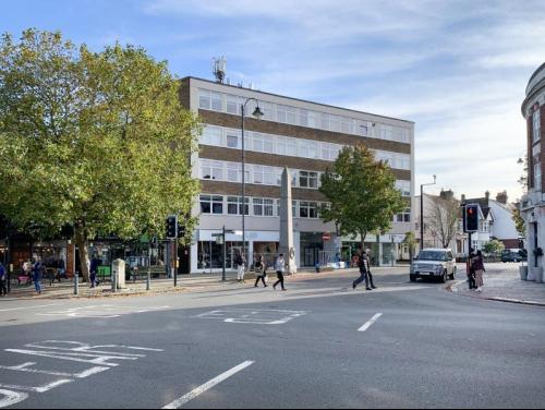 Parkway House, Sheen Lane, East Sheen, London, SW14