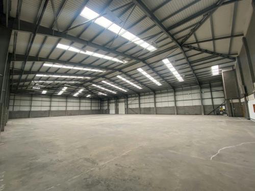Unit 10, Kingsmark Freeway, Bradford, BD12