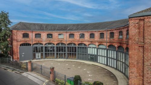 B1/B1a Roundhouse Business Park, Graingers Way, Leeds, LS12
