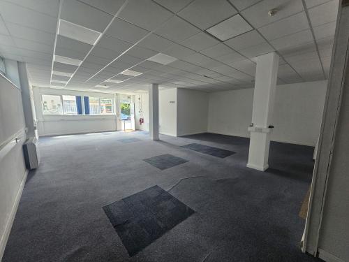 Unit 7 Park House, 92-94 Hopewell Drive, Chatham, ME5