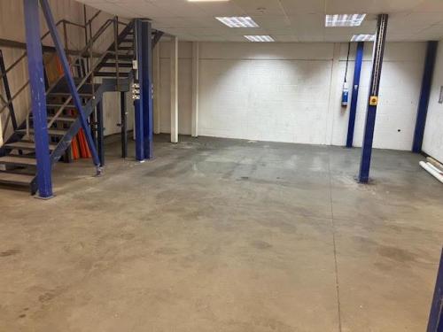 Unit 8, Lincoln Road, High Wycombe, HP12