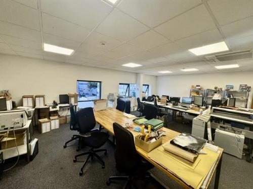 Unit 8, Lincoln Road, High Wycombe, HP12