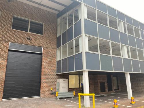 Unit 8-9, Princes Court Business Centre, Wapping, London, E1W