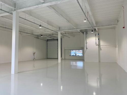 Unit 8-9, Princes Court Business Centre, Wapping, London, E1W