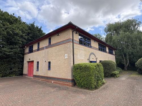 Faraday House, 7 Landscape Close, Weston-on-the-Green, Bicester, OX25