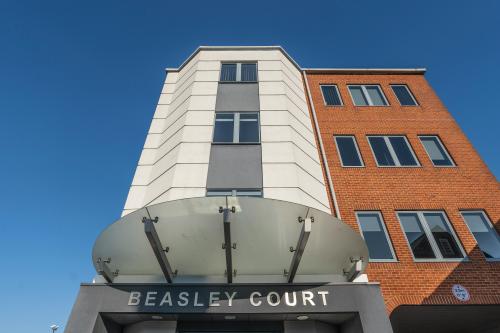 Beasley Court, High Street, Uxbridge, UB8