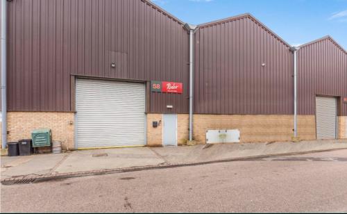 Unit 58, Robert Cort Industrial Estate, Britten Road, Reading, RG2