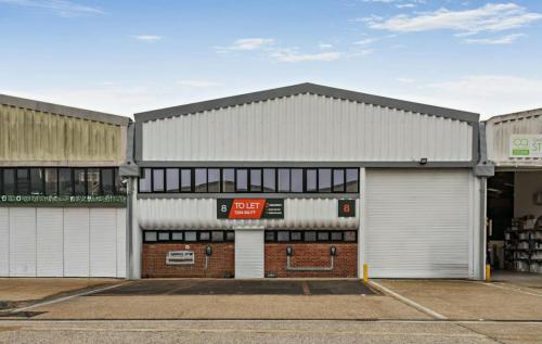 Unit 8, Nimrod Industrial Estate, Reading, RG2