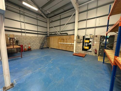 Unit 29/30, Anglo Business Park, Smeaton Close, Aylesbury, HP19