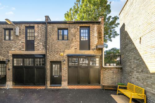 Draycott Mews, Parsons Green, London, SW6
