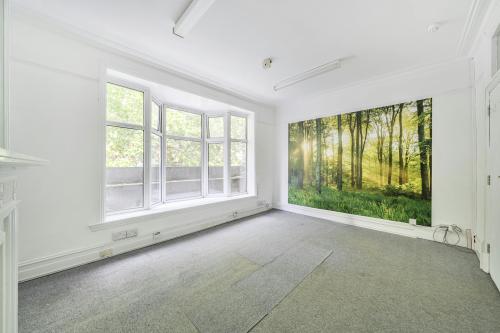 261 Chiswick High Road, Chiswick, London, W4